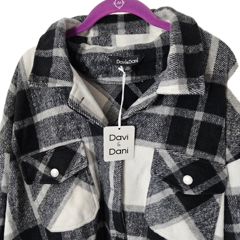 **SOLD** Black and White Plaid Shacket NWT - Picture 3 of 10